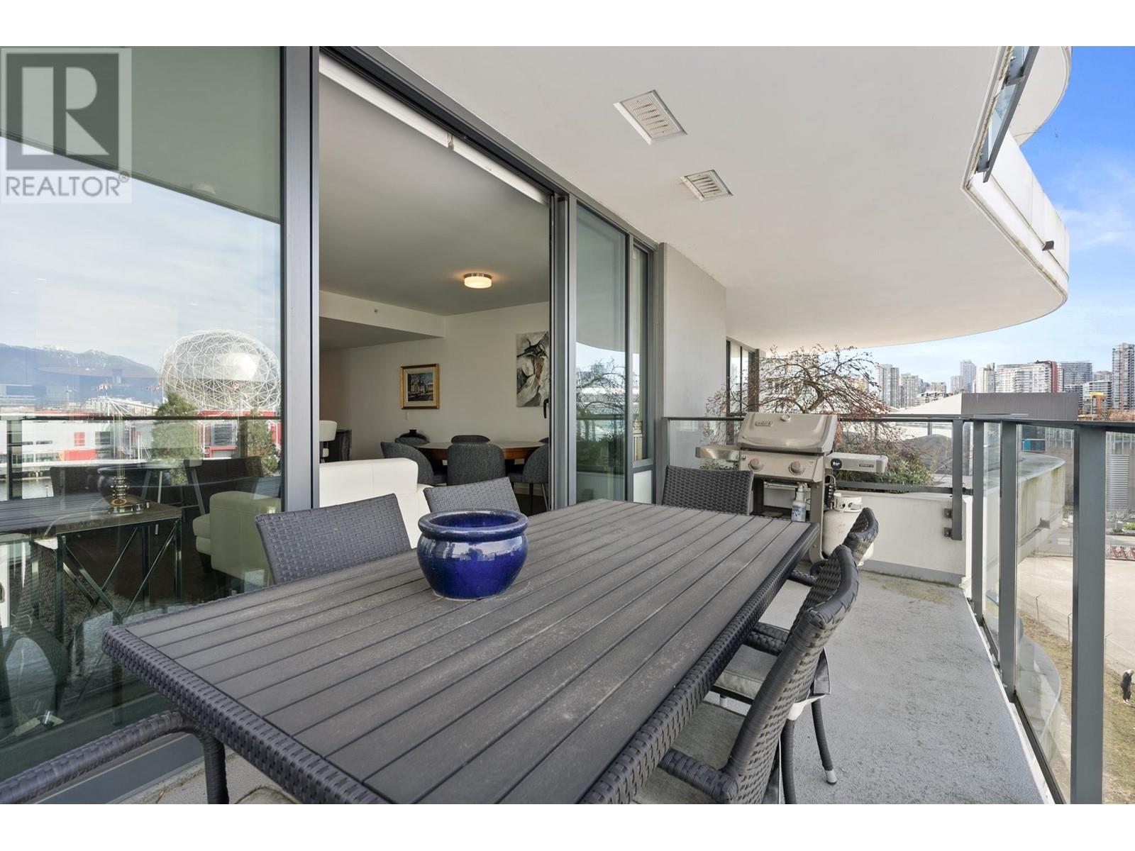 Listing Picture 17 of 33 : 506 1678 PULLMAN PORTER STREET, Vancouver / 溫哥華 - 魯藝地產 Yvonne Lu Group - MLS Medallion Club Member