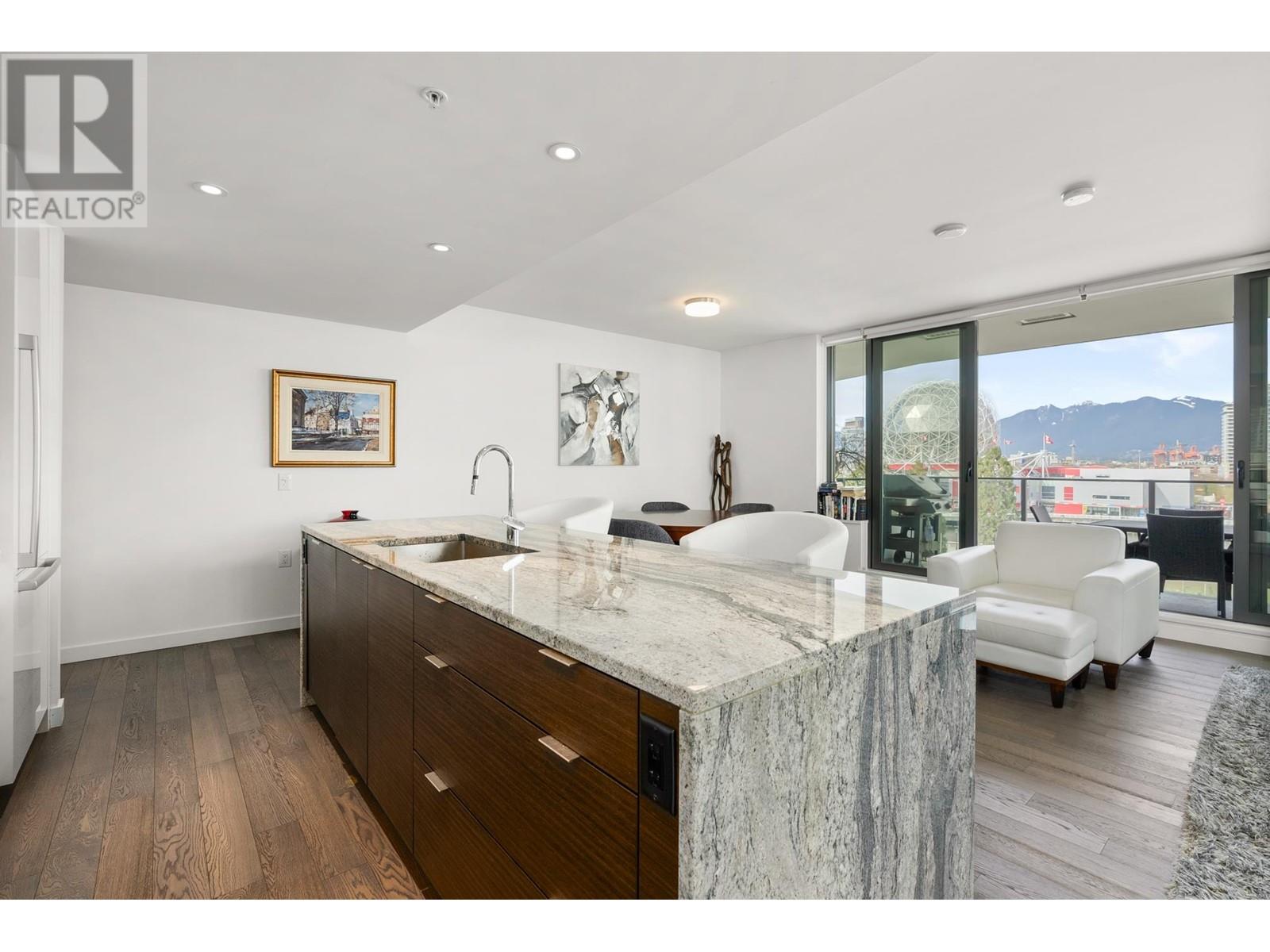 Listing Picture 14 of 33 : 506 1678 PULLMAN PORTER STREET, Vancouver / 溫哥華 - 魯藝地產 Yvonne Lu Group - MLS Medallion Club Member