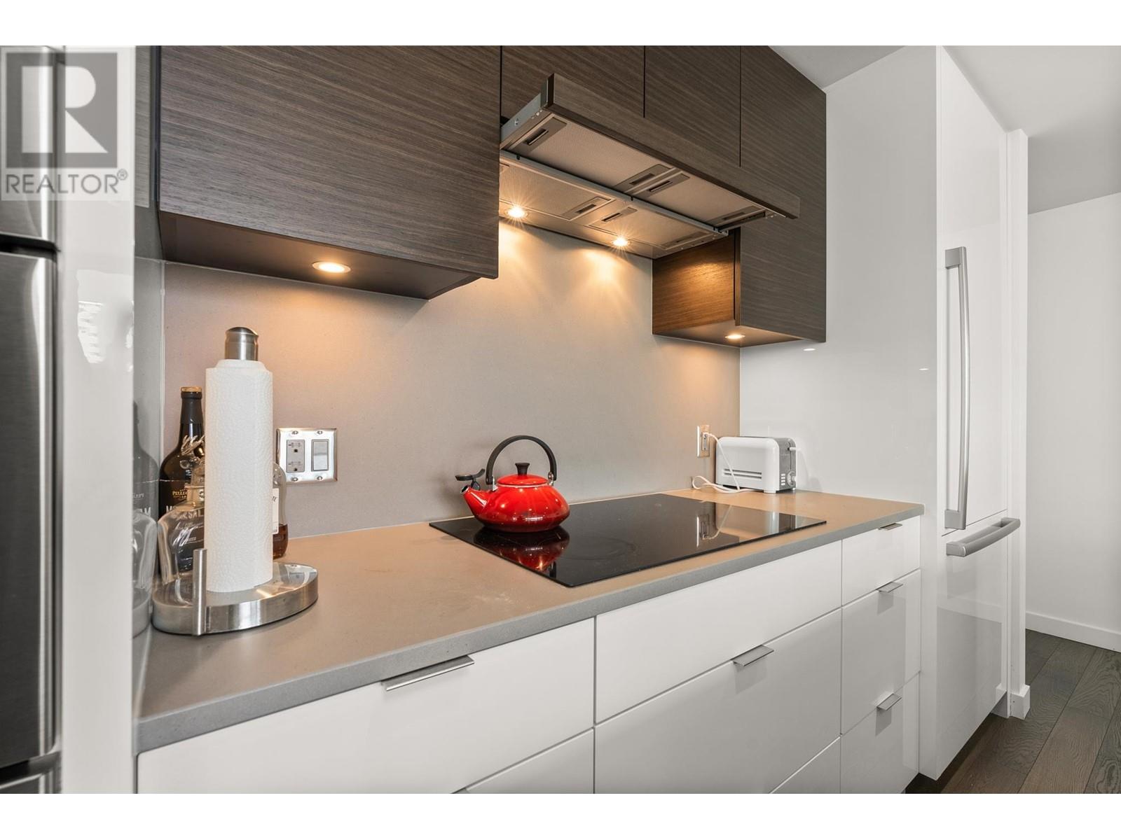 Listing Picture 9 of 33 : 506 1678 PULLMAN PORTER STREET, Vancouver / 溫哥華 - 魯藝地產 Yvonne Lu Group - MLS Medallion Club Member