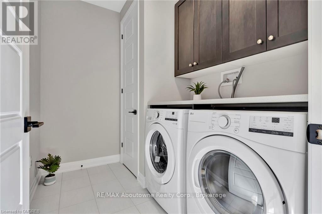 3307 Harasym Trail, Oakville, Ontario  L6M 5N6 - Photo 24 - W10403494