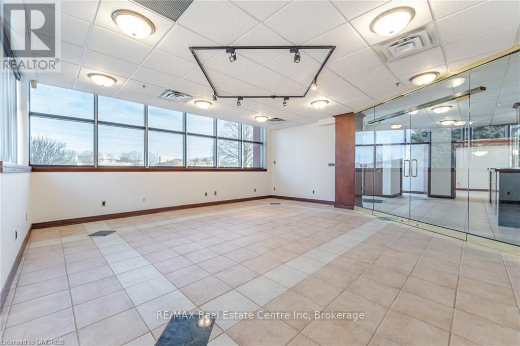 50,51 - 5100 South Service Road, Burlington, Ontario  L7L 6A5 - Photo 17 - W10403651