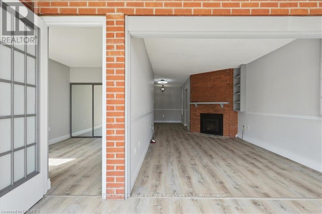 102 - 162 Reynolds Street, Oakville, Ontario  L6J 3K9 - Photo 15 - W10403687