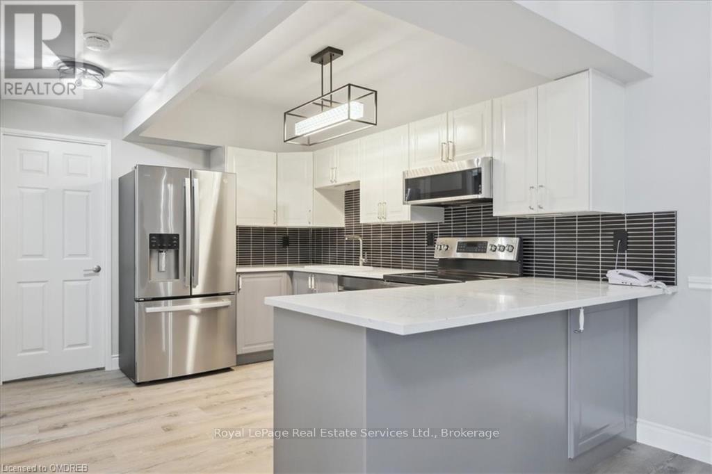 102 - 162 Reynolds Street, Oakville, Ontario  L6J 3K9 - Photo 19 - W10403687