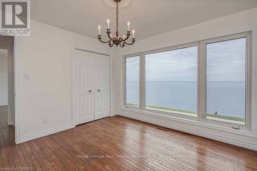 3286 Shelburne Place, Oakville, Ontario  L6L 5V9 - Photo 25 - W10404166