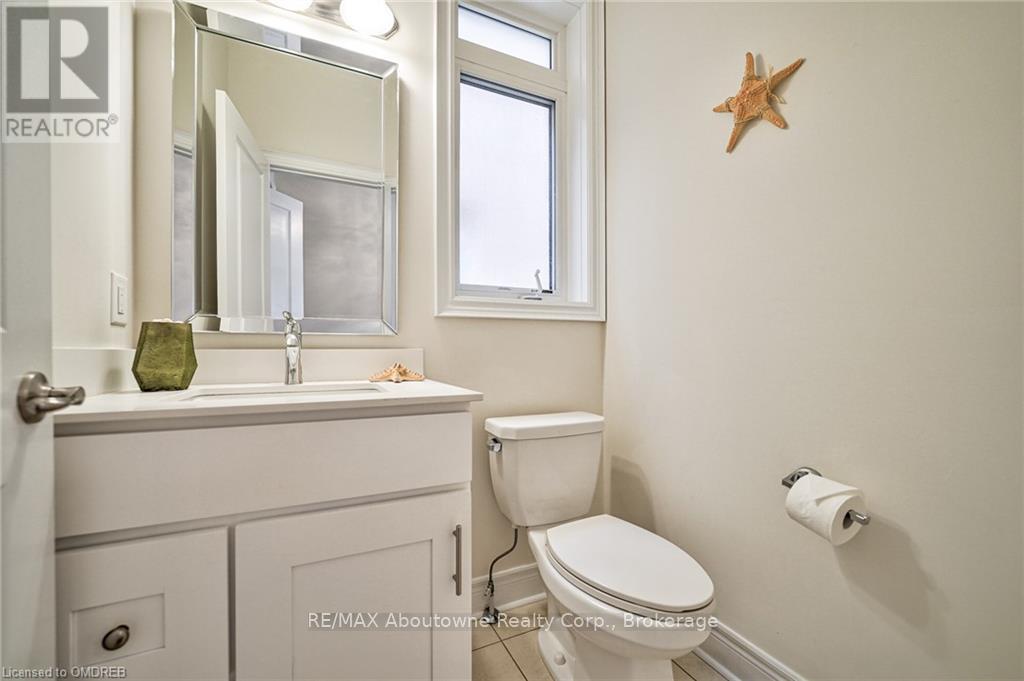 211 Sixteen Mile Drive, Oakville, Ontario  L6M 0T8 - Photo 21 - W10404250
