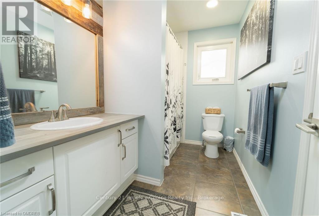 7657 Trackview Street, Niagara Falls, Ontario  L2H 2Z6 - Photo 23 - X10403620