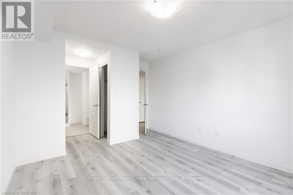 42-02 - 2420 Baronwood Drive, Oakville, Ontario  L6M 0J7 - Photo 32 - W10404065