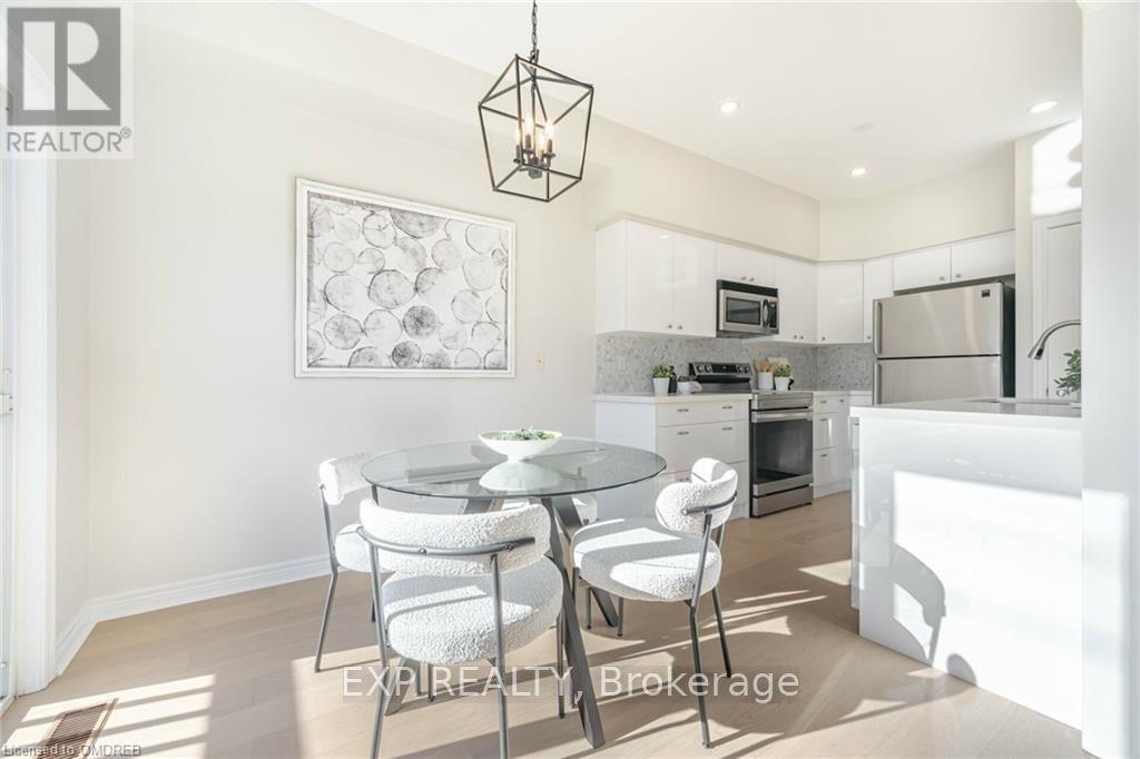 5064 Mercer, Burlington, Ontario  L7L 0A4 - Photo 12 - W10404081