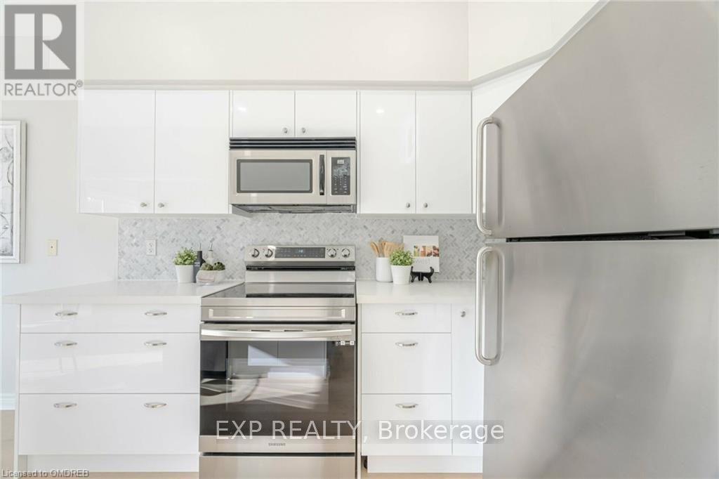 5064 Mercer, Burlington, Ontario  L7L 0A4 - Photo 14 - W10404081
