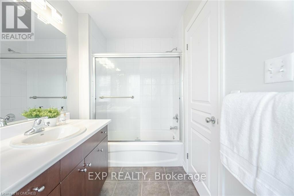 5064 Mercer, Burlington, Ontario  L7L 0A4 - Photo 33 - W10404081