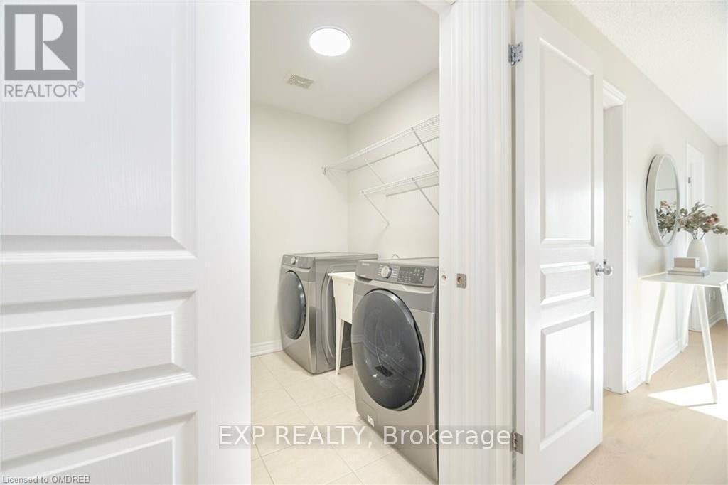 5064 Mercer, Burlington, Ontario  L7L 0A4 - Photo 35 - W10404081