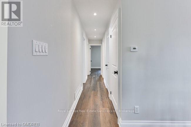 972 South Service Road, Mississauga, Ontario  L5E 1V1 - Photo 10 - W10404193