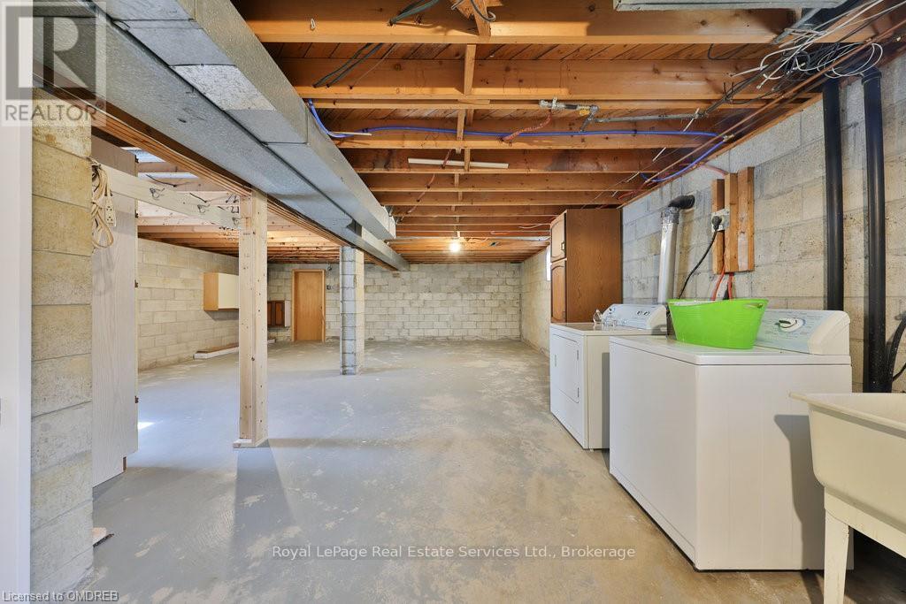 972 South Service Road, Mississauga, Ontario  L5E 1V1 - Photo 26 - W10404193
