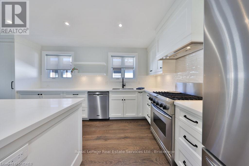 972 South Service Road, Mississauga, Ontario  L5E 1V1 - Photo 7 - W10404193