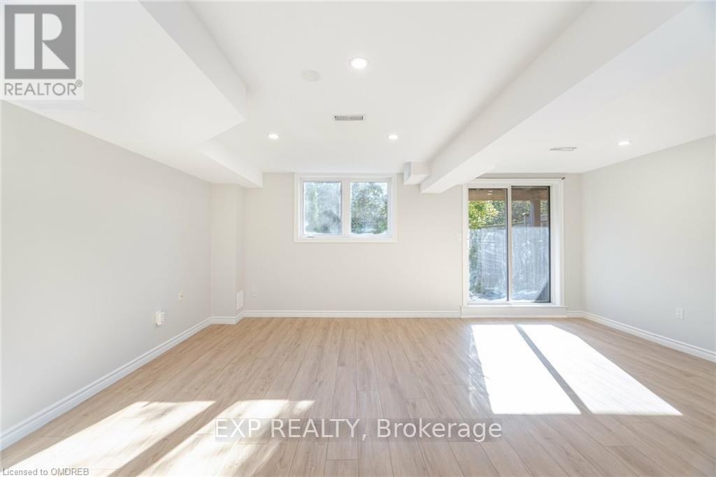 5064 Mercer, Burlington, Ontario  L7L 0A4 - Photo 38 - W10404081