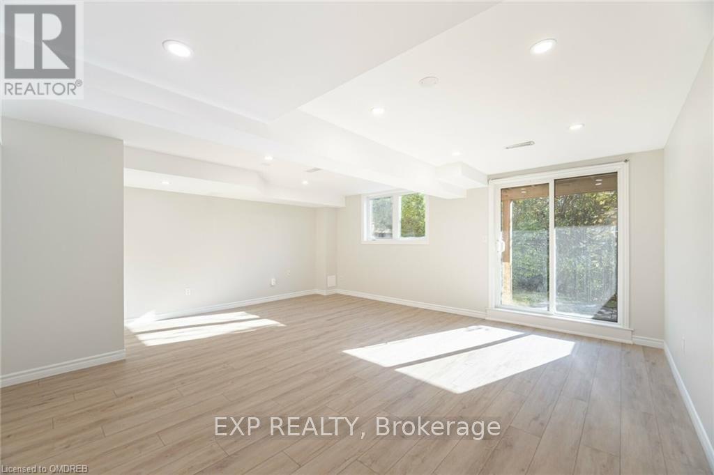5064 Mercer, Burlington, Ontario  L7L 0A4 - Photo 40 - W10404081