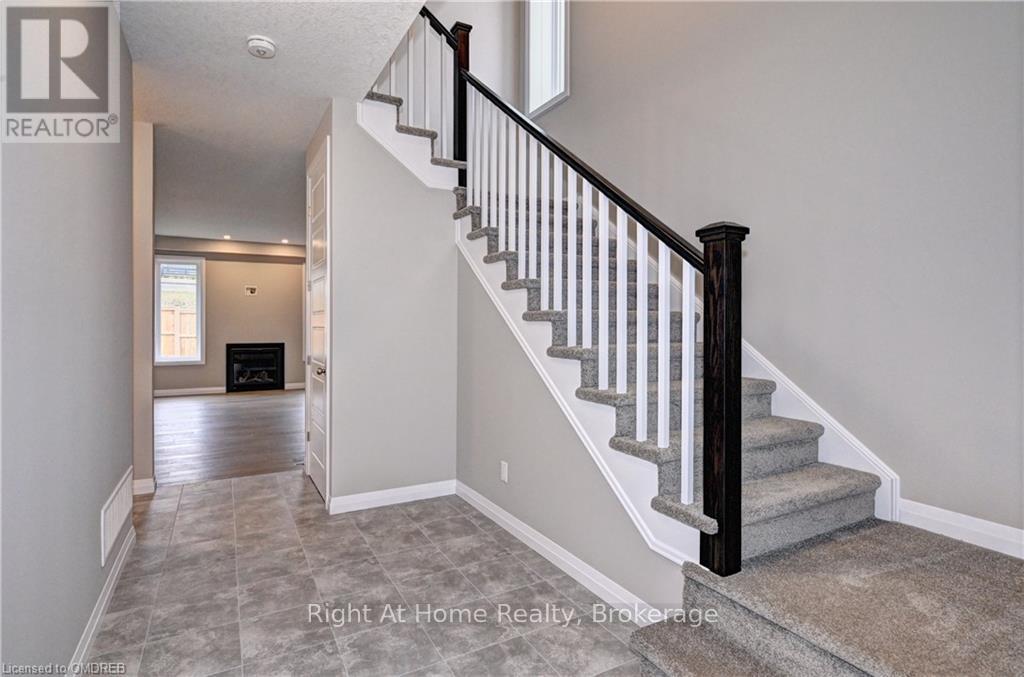 442 Westhaven Street, Waterloo, Ontario  N2T 0A4 - Photo 5 - X10407337