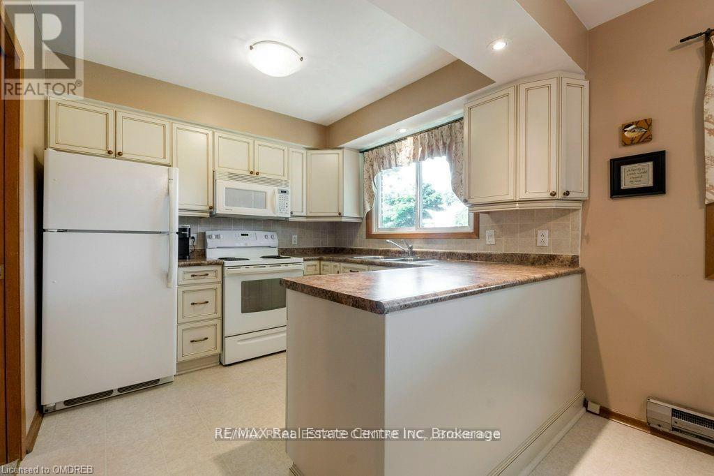 17 Mary Street, Milton, Ontario  L9T 1L6 - Photo 10 - W10418325
