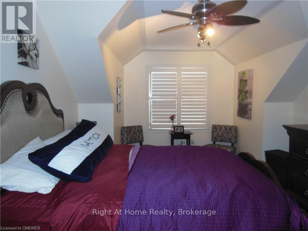 411 Cedar Hedge Road, Milton, Ontario  L9T 5K7 - Photo 18 - W10418338