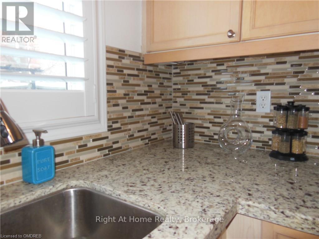 411 Cedar Hedge Road, Milton, Ontario  L9T 5K7 - Photo 24 - W10418338