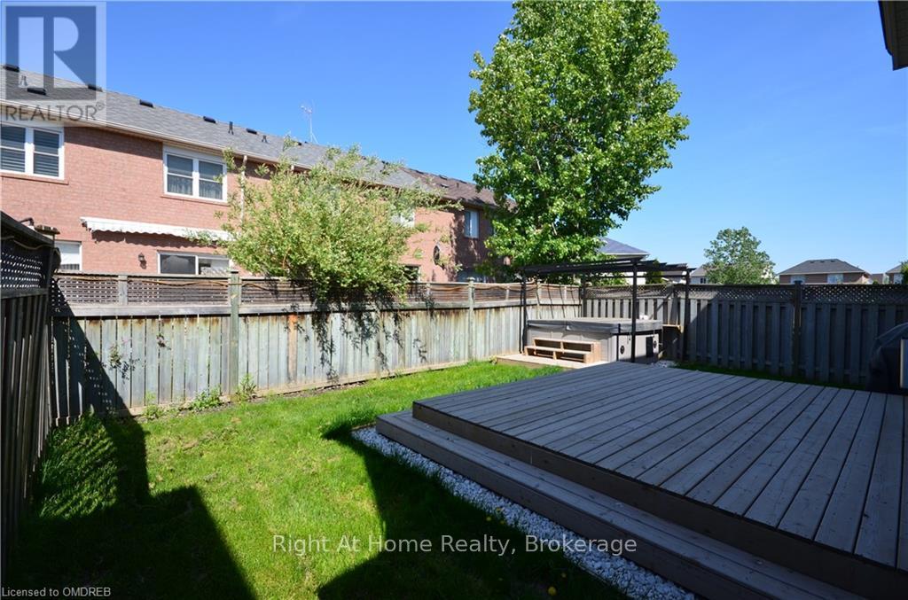 411 Cedar Hedge Road, Milton, Ontario  L9T 5K7 - Photo 32 - W10418338