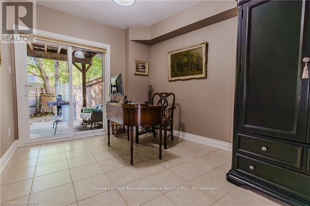 29 Premium Way, Mississauga, Ontario  L5B 1A1 - Photo 37 - W10418371