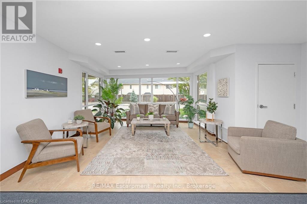 209 - 5070 Fairview Street, Burlington, Ontario  L7L 0B8 - Photo 7 - W10422874