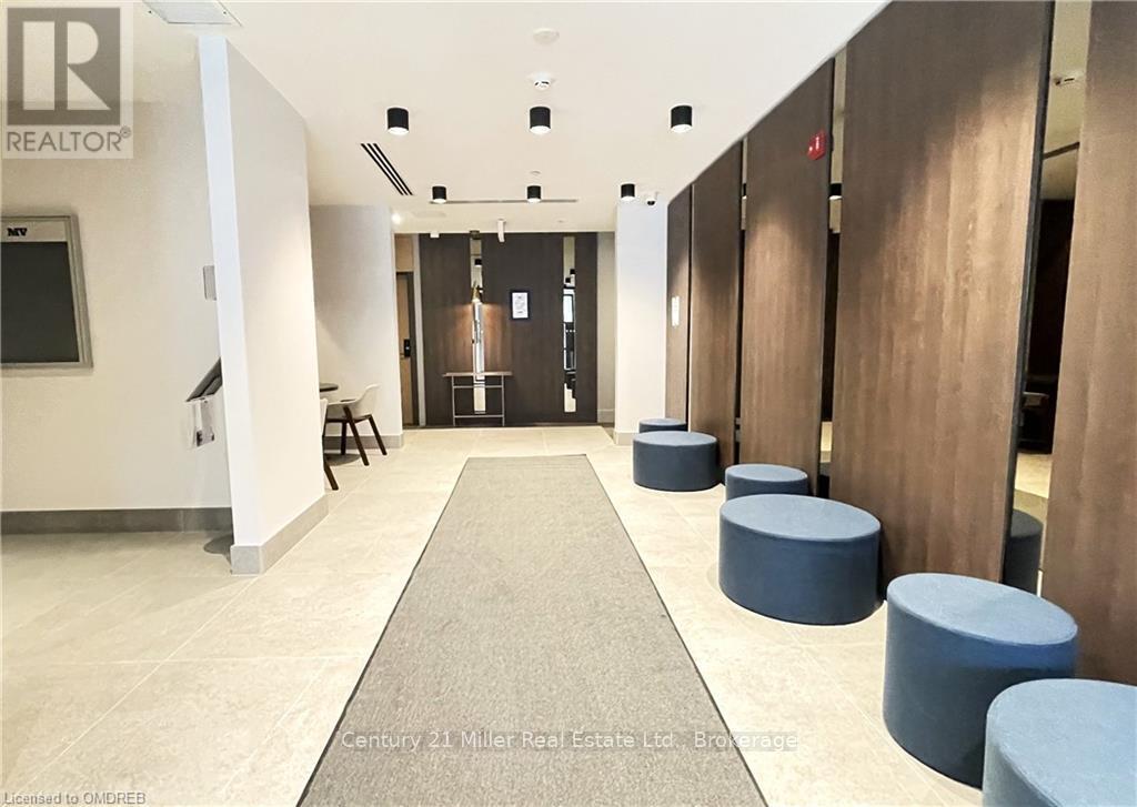 513 - 1440 Clarriage Court, Milton, Ontario  L9E 1B3 - Photo 2 - W10443673