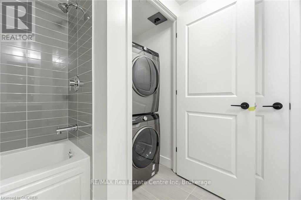 342 - 2343 Khalsa Gate, Oakville, Ontario  L6M 0X7 - Photo 20 - W10443900