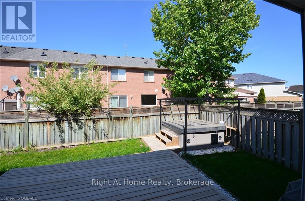 411 Cedar Hedge Road, Milton, Ontario  L9T 5K7 - Photo 30 - W10418338