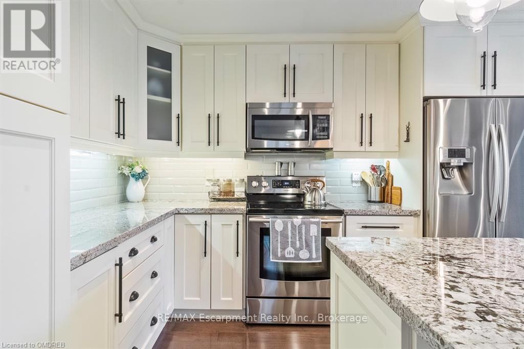 24 Willis Drive, Brampton, Ontario  L6W 1A9 - Photo 14 - W10929860