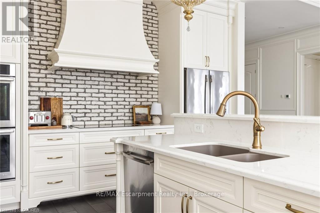 25 Arbourvale, St. Catharines, Ontario  L2T 3B7 - Photo 12 - X10404345