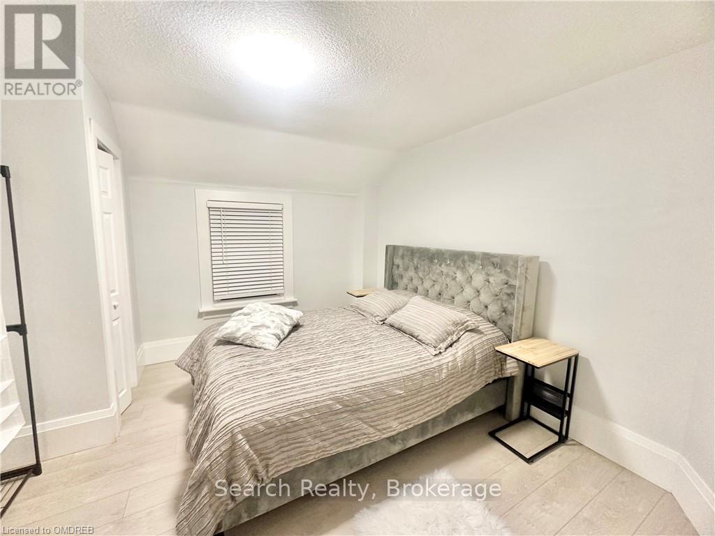 14 Kennedy Avenue, Kitchener, Ontario  N2G 2Z8 - Photo 15 - X10404346