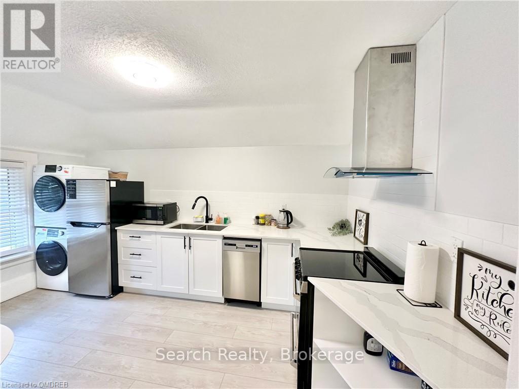 14 Kennedy Avenue, Kitchener, Ontario  N2G 2Z8 - Photo 9 - X10404346