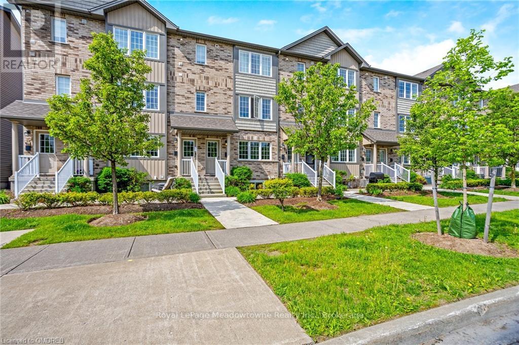 18 - 275 Old Huron Road, Kitchener, Ontario  N2R 1P9 - Photo 2 - X10418225
