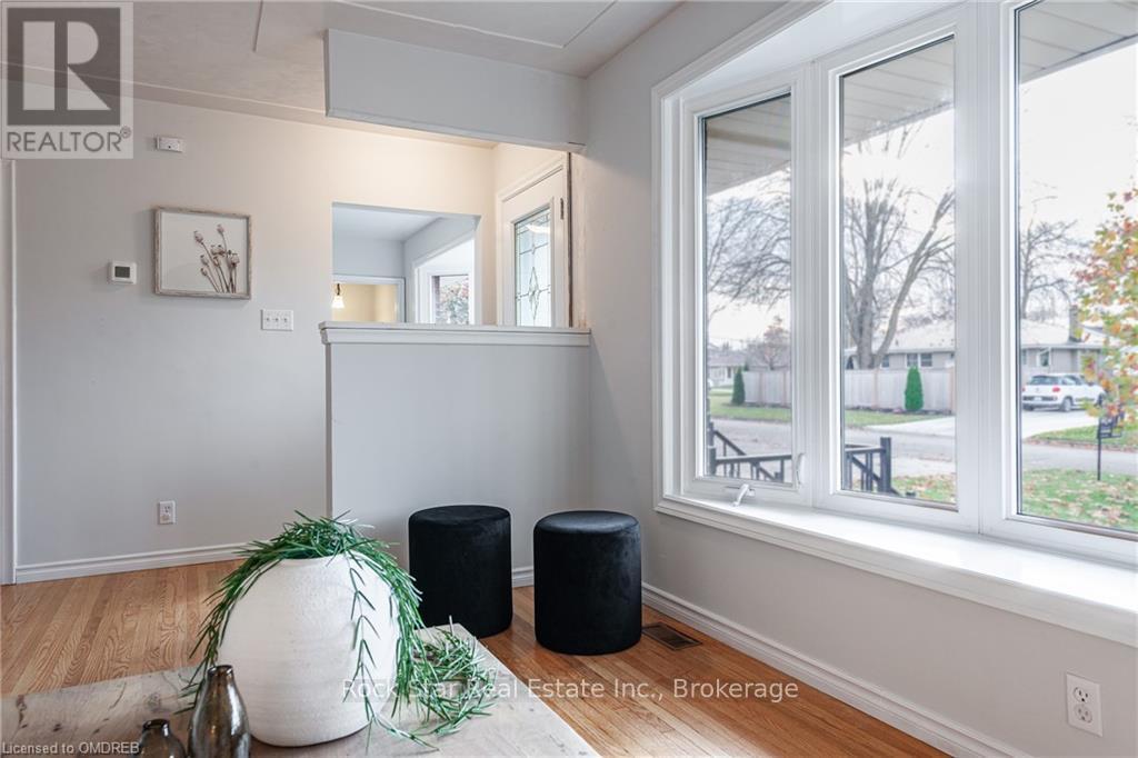 61 Mcdonald Street, Stratford, Ontario  N5A 4W4 - Photo 9 - X10418420