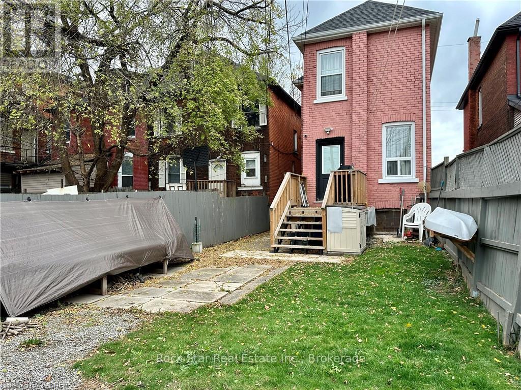 12 William Street, Hamilton, Ontario  L8L 5T7 - Photo 3 - X10422881