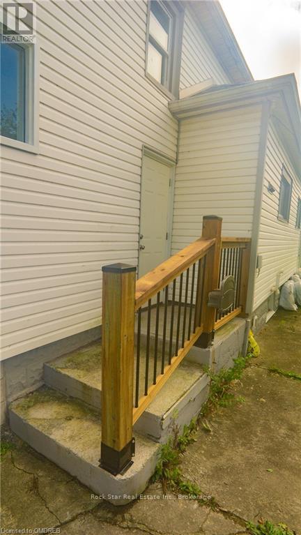 Main Floor - 138 Humboldt Parkway, Port Colborne, Ontario  L3K 2H4 - Photo 2 - X10428577