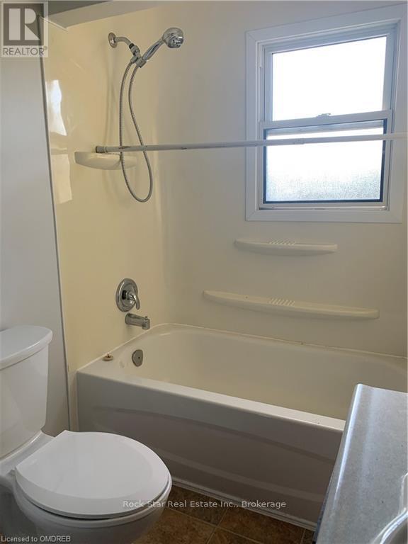 Main Floor - 138 Humboldt Parkway, Port Colborne, Ontario  L3K 2H4 - Photo 9 - X10428577