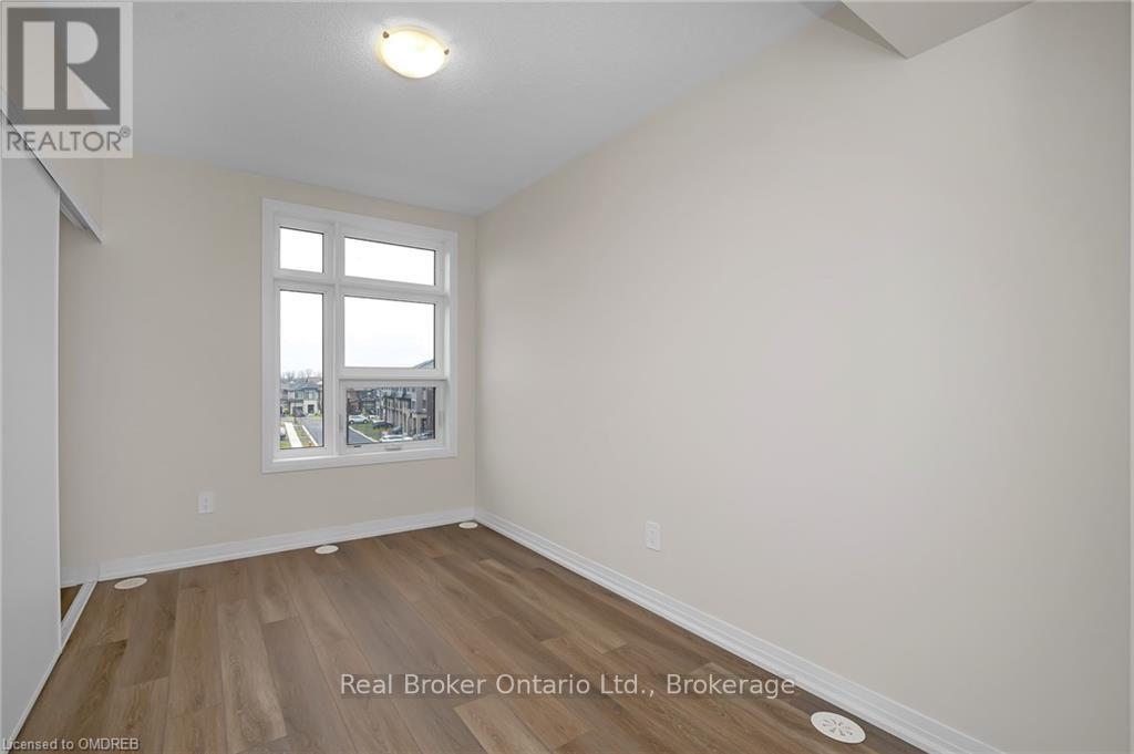 109 - 1569 Rose Way, Milton, Ontario  L9T 7E7 - Photo 11 - W10431013