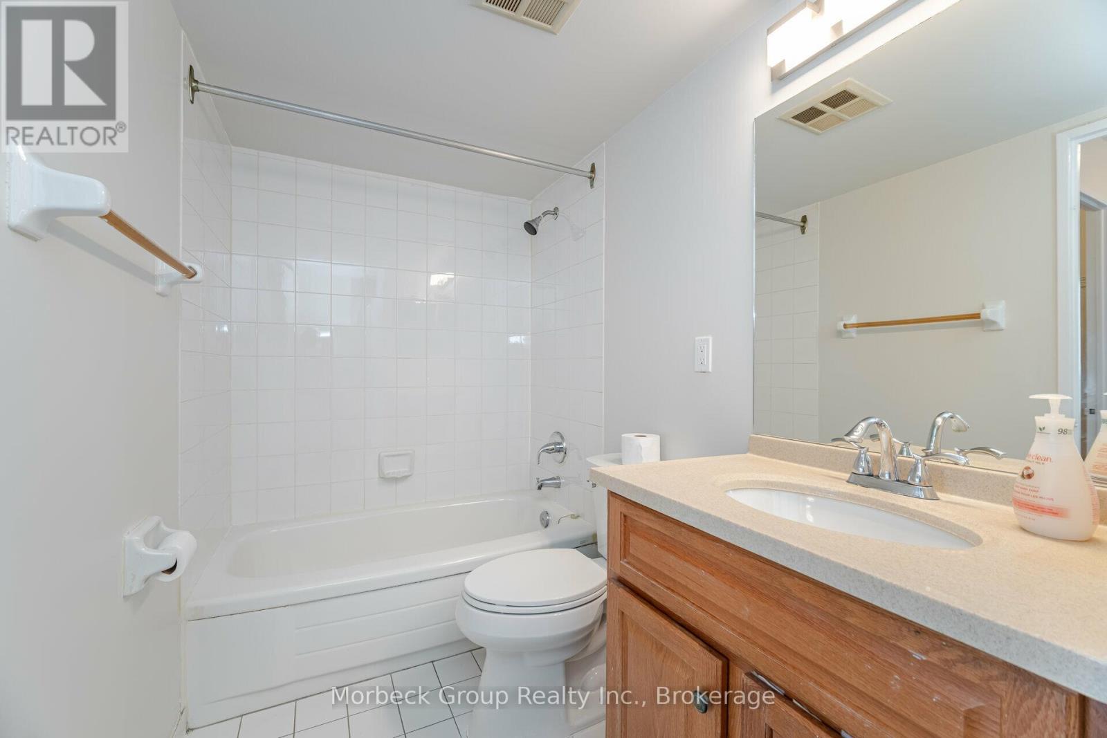 1004 - 400 Webb Drive, Mississauga, Ontario  L5B 3Z7 - Photo 24 - W10430811