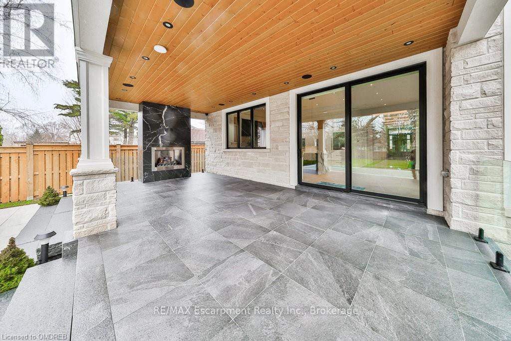 556 Fourth Line, Oakville, Ontario  L6L 5A7 - Photo 35 - W10441946
