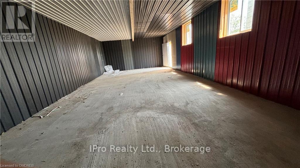 Rear - 414 Mud Street E, Hamilton, Ontario  L8J 3C6 - Photo 9 - X10403330