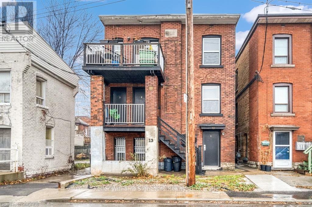 13 WESTINGHOUSE AVENUE, Hamilton, Ontario