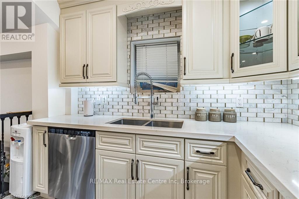 195 Tragina Avenue N, Hamilton, Ontario  L8H 5C7 - Photo 6 - X11280440