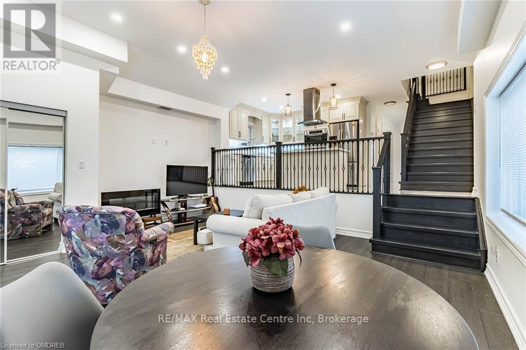 195 Tragina Avenue N, Hamilton, Ontario  L8H 5C7 - Photo 2 - X11280442