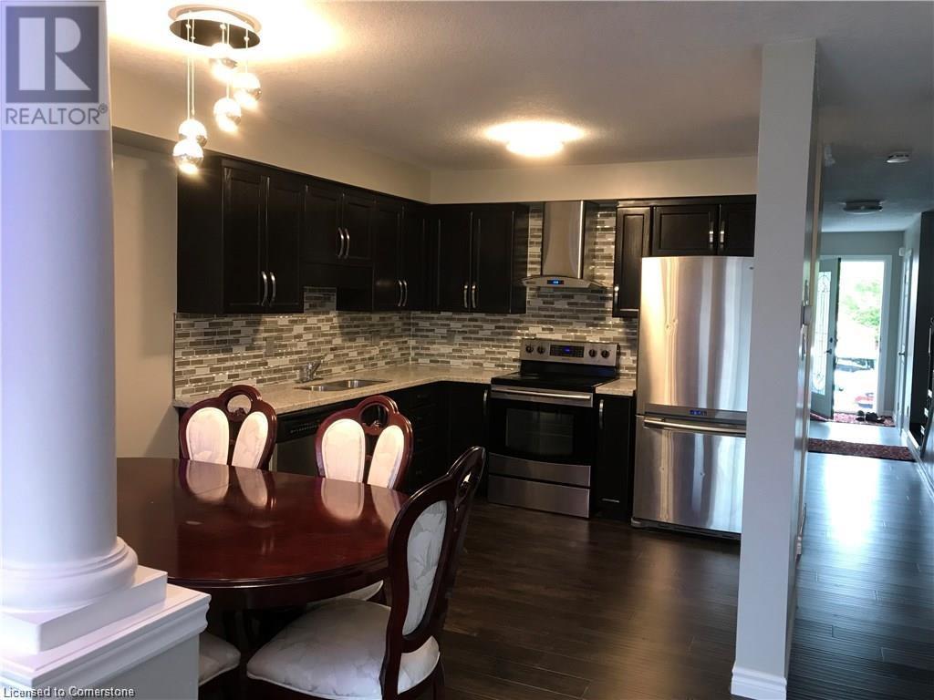 100 Periwinkle Street, Kitchener, Ontario  N2E 4C7 - Photo 4 - 40682972