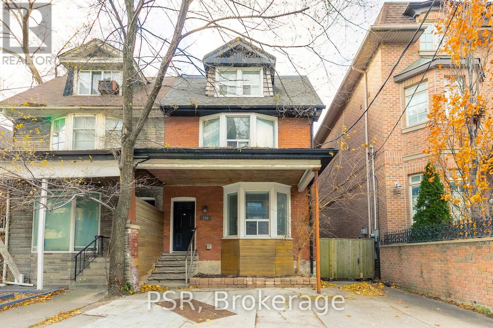 LOWER - 296 AVENUE ROAD, Toronto, Ontario