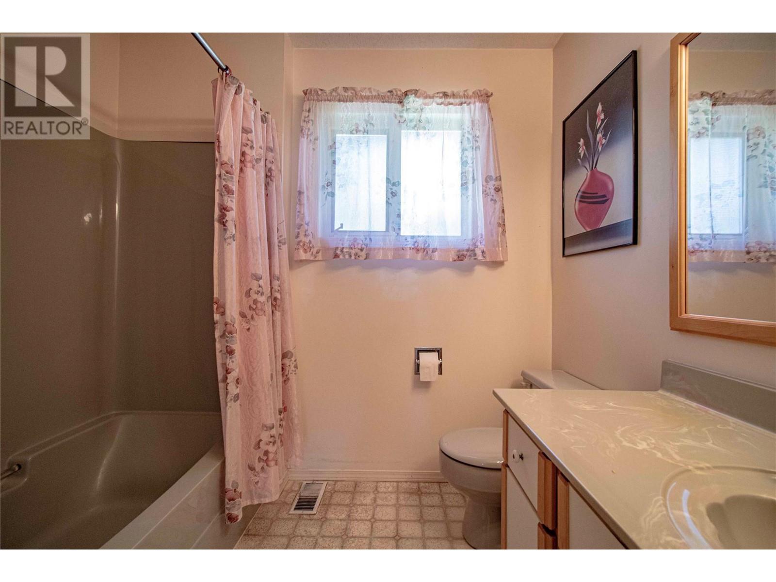 2316 Sunvale Place, Okanagan Falls, British Columbia  V0H 1R2 - Photo 23 - 10322852