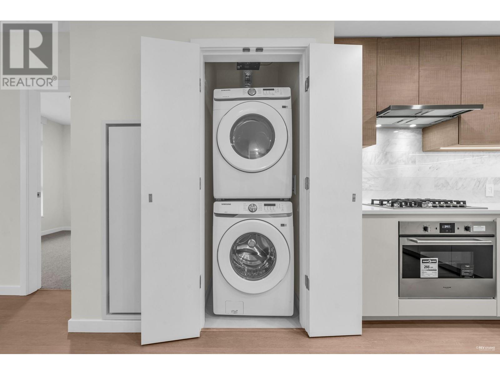 Listing Picture 19 of 29 : 1606 4168 LOUGHEED HIGHWAY, Burnaby / 本拿比 - 魯藝地產 Yvonne Lu Group - MLS Medallion Club Member